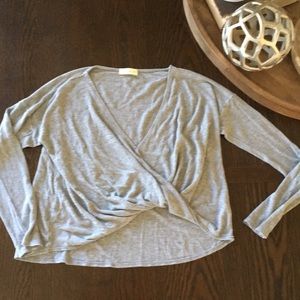 ⬇️ 3 for $12 Bubble Hem Crop Top